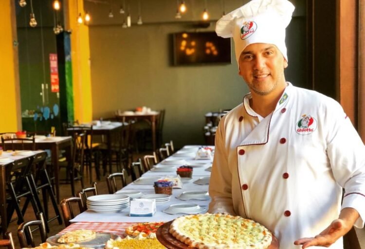 Pizzaiolo de Manaus é finalista de concurso nacional