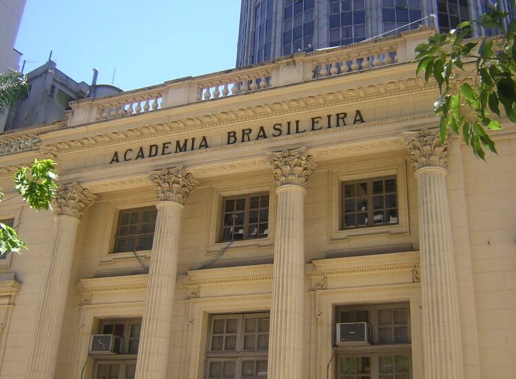 Academia Brasileira de Letras renova revista centenária