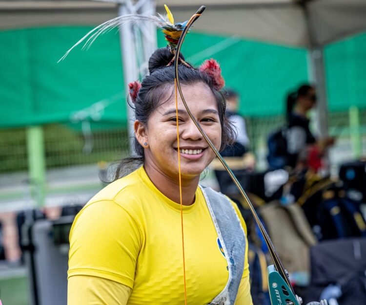 Atleta indígena na Copa do Mundo de tiro com arco