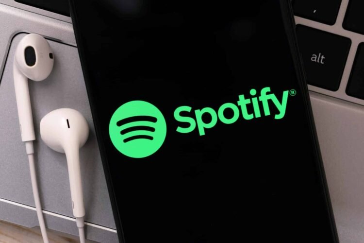 10 anos de Spotify no Brasil: as mais escutadas na década