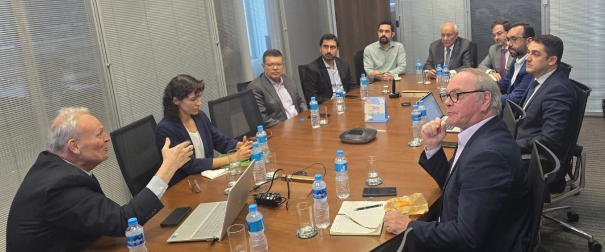 Indústria do AM e MDIC debatem plano de desenvolvimento nacional e CBA_