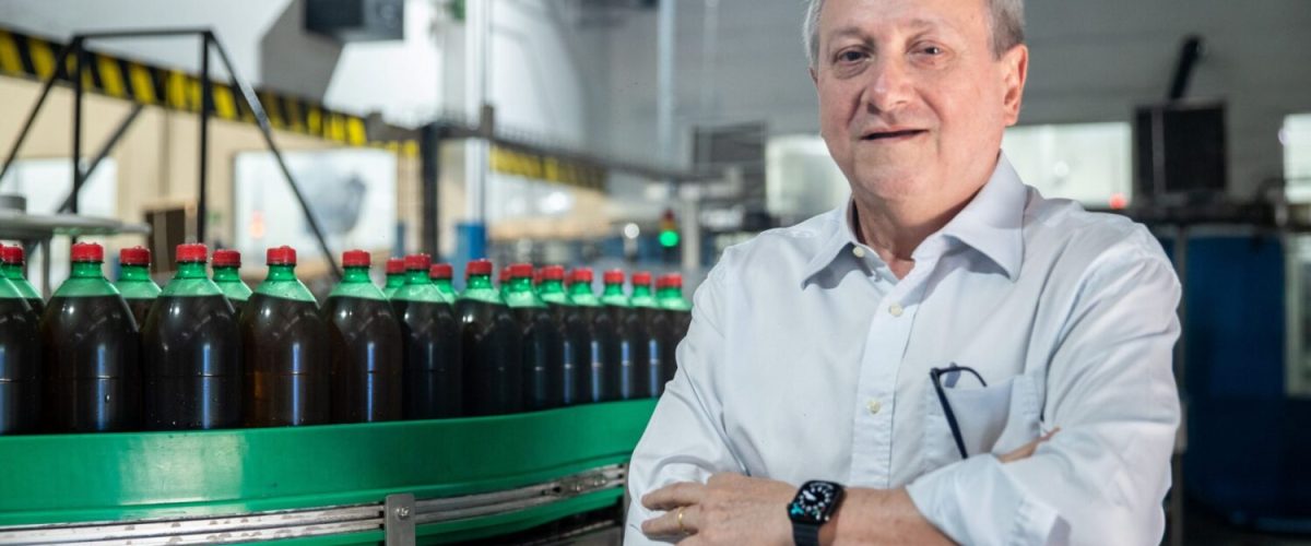 Luiz Cruz apresenta empresa que completa 80 anos em Manaus