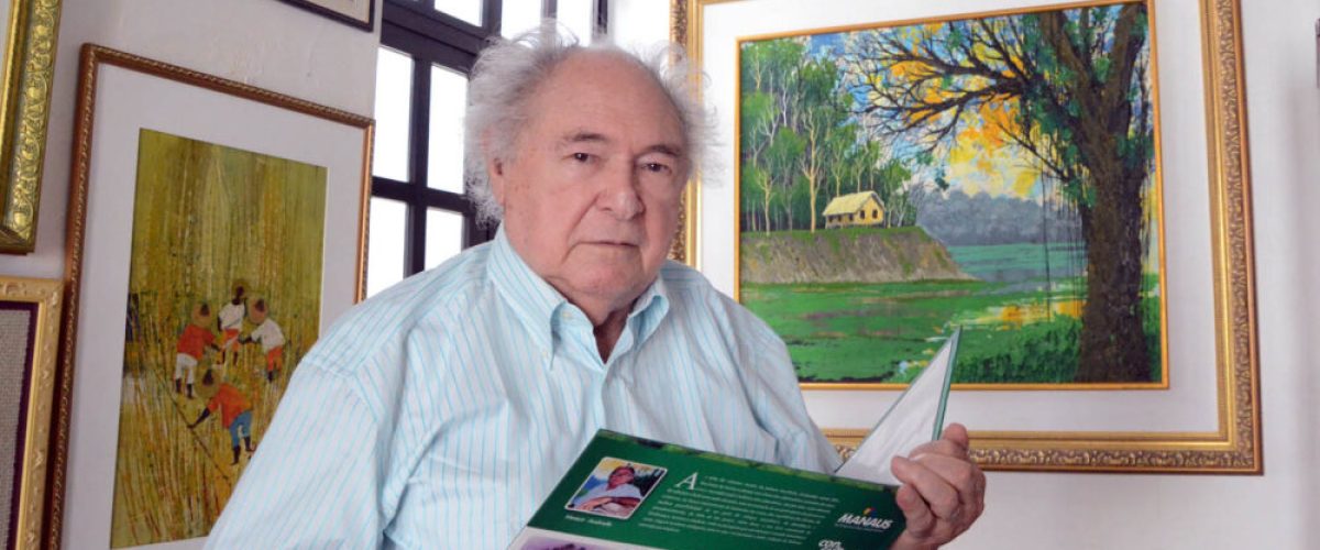 MANAUS, 17/08/15
MOACIR ANDRADE RECEBERA MEDALHA DE OURO CIDADE DE MANAUS PELOS 70 ANOS DE CARREIRA DEDICADOS A PRODUCAO LITERARIA, AS ARTES PLASTICAS, A ARQUITETUTA, AO MAGISTERIO E A POESIA DURANTE SESSAO PSOLENE NA CAMARA MUNICIPAL DE MANAUS.
FOTO: ROBERVALDO ROCHA / CMM