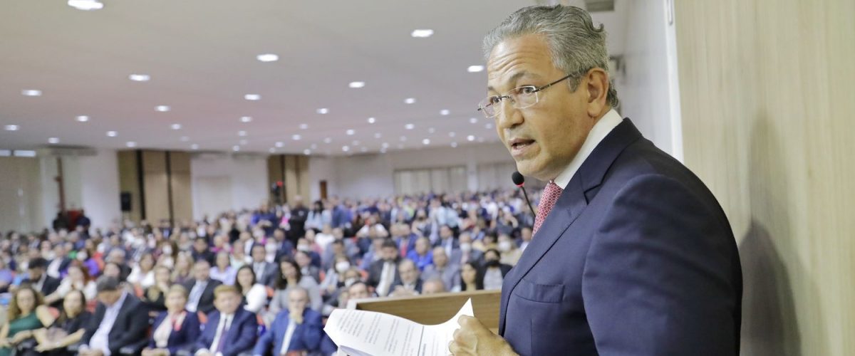 mauro-campbell-capa2_plateia_menor